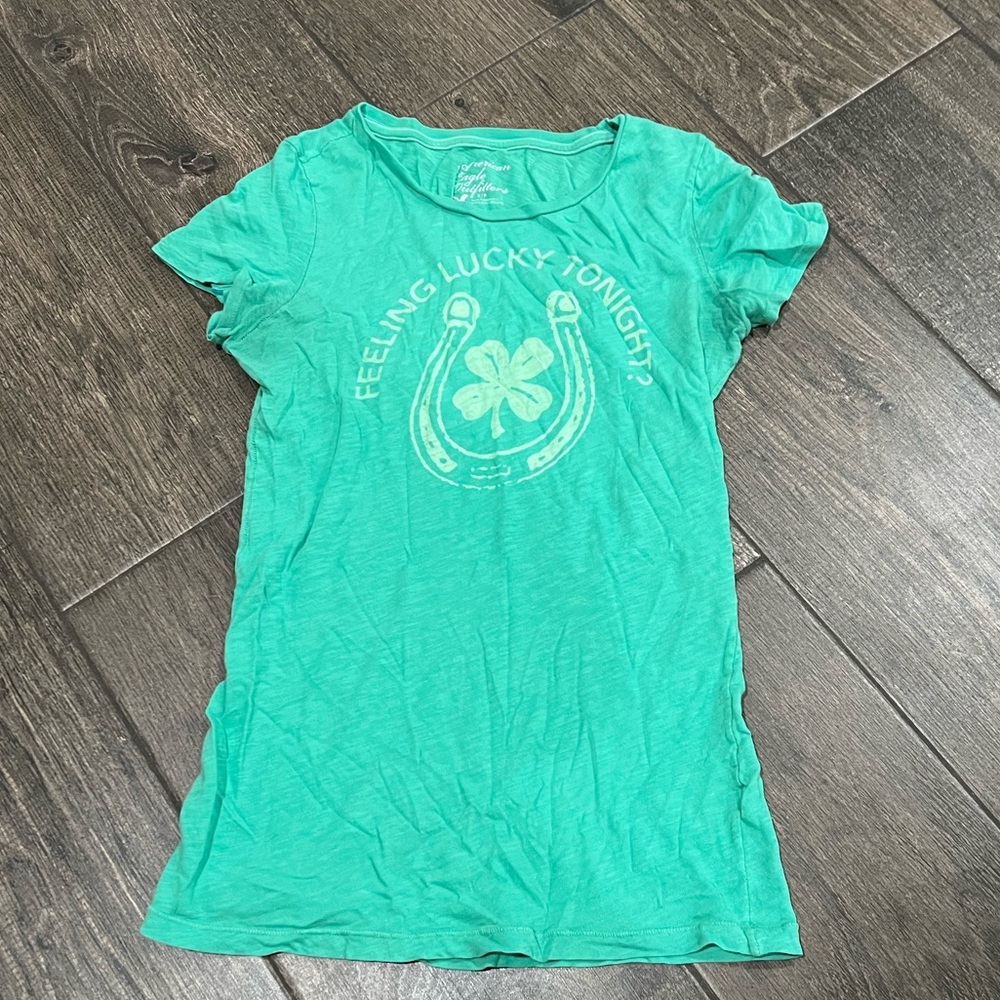 American Eagle graphic t-shirt size small